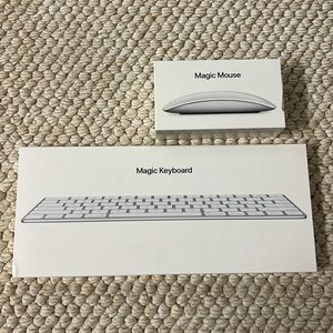 Magic KeyBoard and Mouse Set - Apple - Never Opened